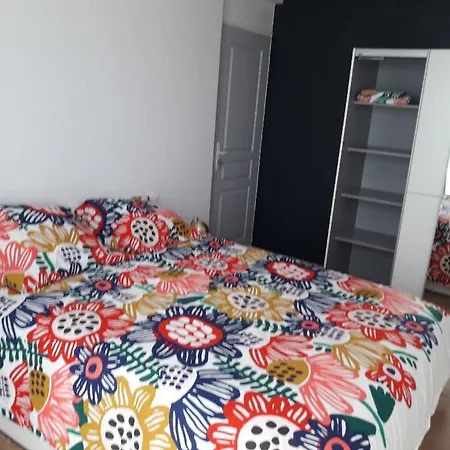 Appartement B Dans F4